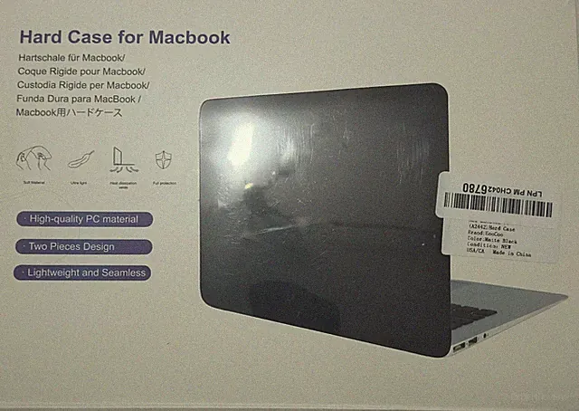 MacBook Pro 14 inch hard case.